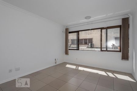 Sala de apartamento à venda com 2 quartos, 107m² em Passo da Areia, Porto Alegre