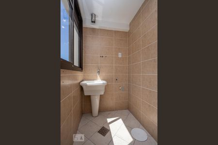 Apartamento à venda com 107m², 2 quartos e 1 vaga Apartamento à venda com 107m², 2 quartos e 1 vagaÁrea de Serviço