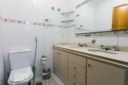 Apartamento à venda com 105m², 3 quartos e 2 vagasBanheiro da Suíte