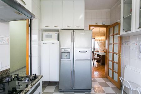 Apartamento à venda com 105m², 3 quartos e 2 vagasCozinha