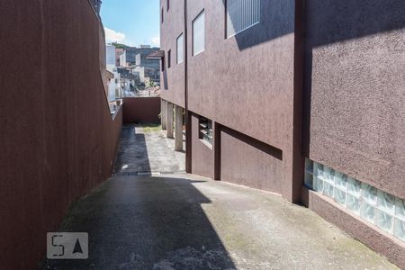 Casa à venda com 596m², 5 quartos e 8 vagas Casa à venda com 596m², 5 quartos e 8 vagasPorão Garagem