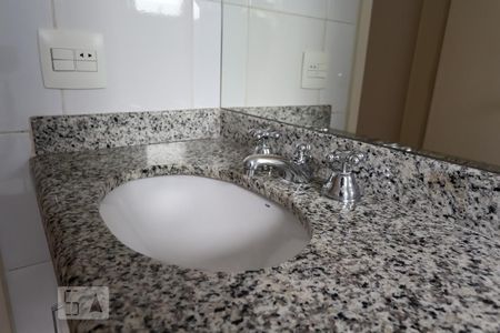 Apartamento para alugar com 116m², 2 quartos e 2 vagas Apartamento para alugar com 116m², 2 quartos e 2 vagasBanheiro - Pia