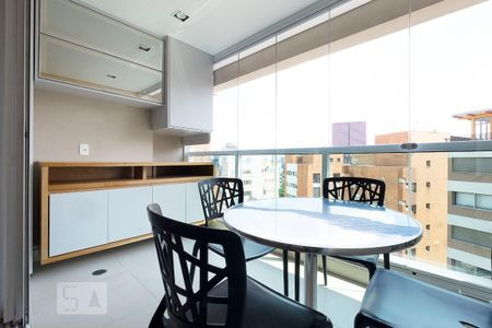 Sala/Cozinha - Varanda de kitnet/studio para alugar com 1 quarto, 36m² em Pinheiros, São Paulo