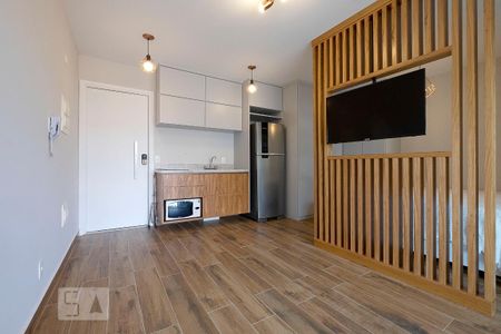 Sala/Cozinha de kitnet/studio para alugar com 1 quarto, 36m² em Pinheiros, São Paulo