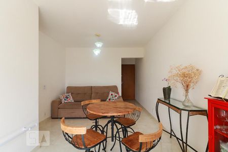 Sala de apartamento à venda com 3 quartos, 65m² em Vila Butantã, São Paulo