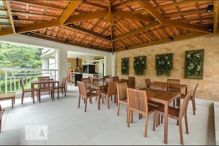 Apartamento para alugar com 123m², 3 quartos e 2 vagas Apartamento para alugar com 123m², 3 quartos e 2 vagasÁrea Comum