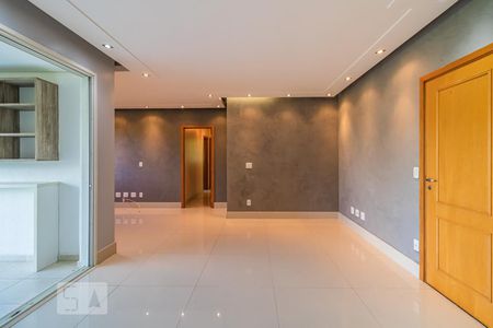 Sala de apartamento para alugar com 3 quartos, 123m² em Tamboré, Santana de Parnaíba