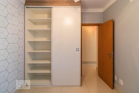 Apartamento para alugar com 123m², 3 quartos e 2 vagas Apartamento para alugar com 123m², 3 quartos e 2 vagasQuarto 2