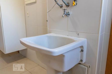 Apartamento para alugar com 123m², 3 quartos e 2 vagas Apartamento para alugar com 123m², 3 quartos e 2 vagasDetalhe da Área de Serviço