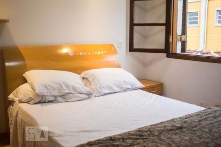 Casa à venda com 677m², 5 quartos e 8 vagasSuíte 2