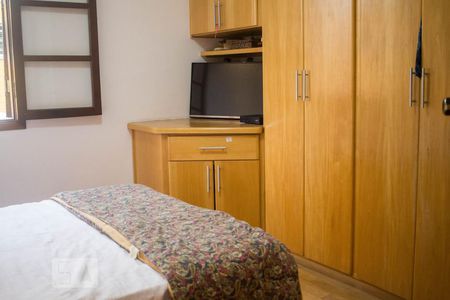 Casa à venda com 677m², 5 quartos e 8 vagasSuíte 2