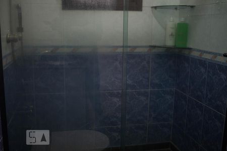 Casa à venda com 677m², 5 quartos e 8 vagasBanheiro da Suíte 4
