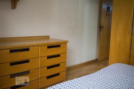 Casa à venda com 677m², 5 quartos e 8 vagasSuíte 4