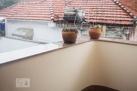 Casa à venda com 677m², 5 quartos e 8 vagasVaranda da Suíte 1