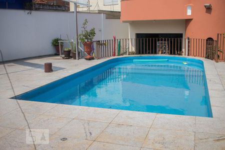 Casa à venda com 677m², 5 quartos e 8 vagasPiscina