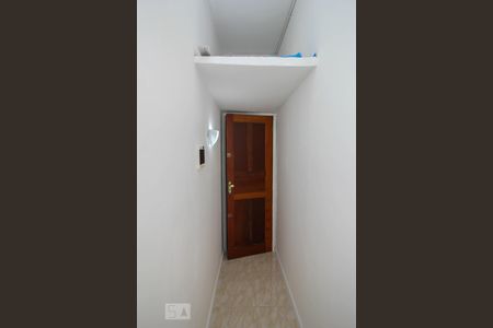Corredor de apartamento à venda com 2 quartos, 45m² em Cidade Nova, Rio de Janeiro