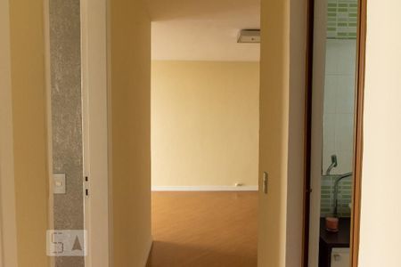 Corredor de apartamento para alugar com 2 quartos, 68m² em Santana, São Paulo