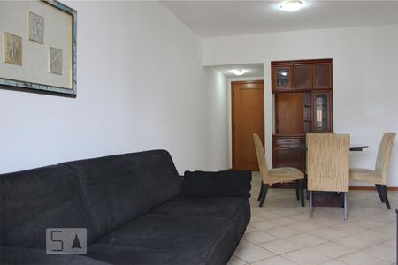Sala de apartamento para alugar com 2 quartos, 63m² em Barra da Tijuca, Rio de Janeiro