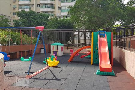 Apartamento para alugar com 63m², 2 quartos e 1 vagaÁrea Comum - Playground