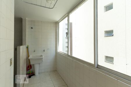 Apartamento para alugar com 101m², 2 quartos e 1 vagaÁrea de serviço
