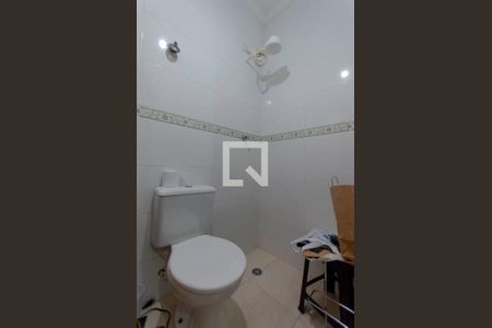 Casa de condomínio para alugar com 100m², 2 quartos e 1 vaga Casa de condomínio para alugar com 100m², 2 quartos e 1 vagaBanheiro Suíte 1