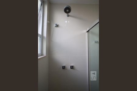 Casa à venda com 565m², 4 quartos e 3 vagasBanheiro Social