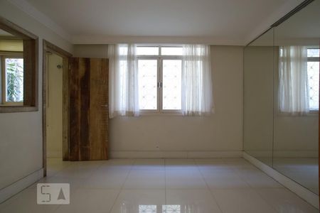 Casa à venda com 565m², 4 quartos e 3 vagasSala de Jantar