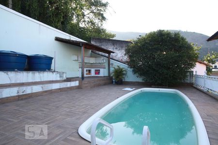 Casa à venda com 565m², 4 quartos e 3 vagasPiscina
