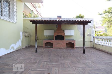 Casa à venda com 565m², 4 quartos e 3 vagasChurrasqueira