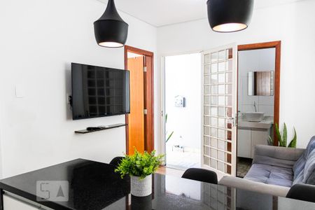 Sala de kitnet/studio para alugar com 1 quarto, 50m² em Jaraguá, Belo Horizonte