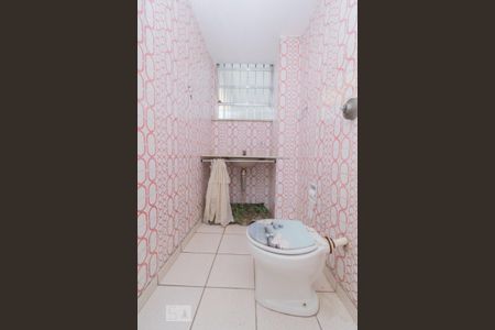 Apartamento à venda com 140m², 3 quartos e sem vagaLAVABO