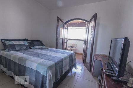 Suíte de casa à venda com 2 quartos, 100m² em Vila Franci, São Paulo