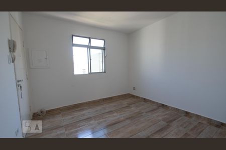 Sala de apartamento para alugar com 2 quartos, 60m² em Vila Guilherme, São Paulo