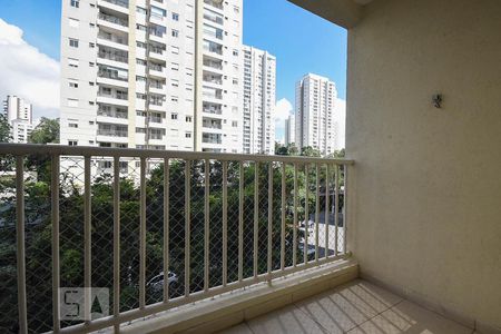 Apartamento à venda com 68m², 2 quartos e 1 vaga Apartamento à venda com 68m², 2 quartos e 1 vagaVaranda