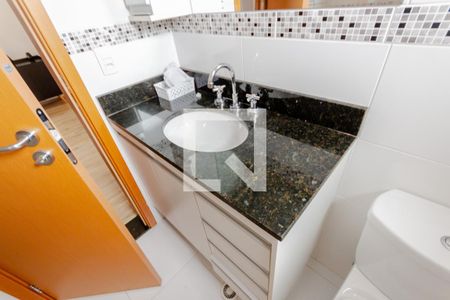 Apartamento para alugar com 72m², 2 quartos e 2 vagasBanheiro