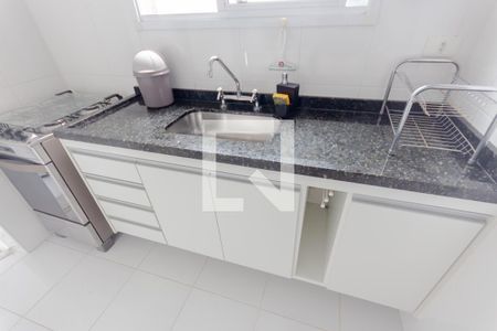 Apartamento para alugar com 72m², 2 quartos e 2 vagasCozinha