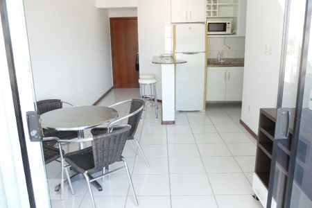 Sala de apartamento para alugar com 1 quarto, 53m² em Pituba, Salvador