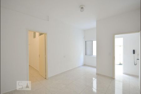 Quarto 1 de kitnet/studio para alugar com 1 quarto, 55m² em Vila Firmiano Pinto, São Paulo