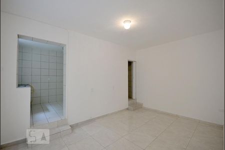 Sala de kitnet/studio para alugar com 1 quarto, 55m² em Vila Firmiano Pinto, São Paulo