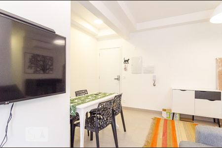 Apartamento para alugar com 92m², 2 quartos e 2 vagas Apartamento para alugar com 92m², 2 quartos e 2 vagasSala