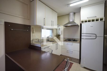 Sala/cozinha de apartamento para alugar com 1 quarto, 50m² em Centro, Florianópolis