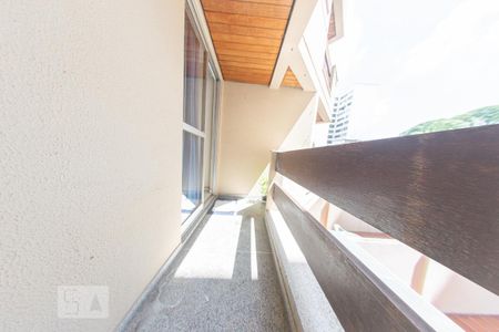 Studio à venda com 26m², 1 quarto e sem vaga Studio à venda com 26m², 1 quarto e sem vagaSacada