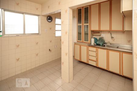 Apartamento à venda com 60m², 2 quartos e 1 vagaCozinha