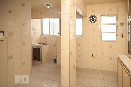 Apartamento à venda com 60m², 2 quartos e 1 vagaCozinha