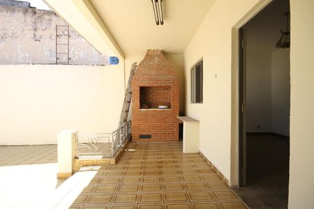 Casa à venda com 361m², 4 quartos e 3 vagasChurrasqueira