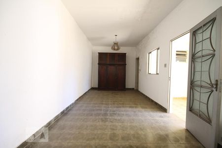 Casa à venda com 361m², 4 quartos e 3 vagasSalão