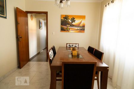 Sala de Jantar de casa à venda com 3 quartos, 240m² em Vila Brasilina, São Paulo