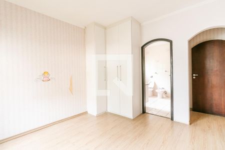 Casa à venda com 600m², 8 quartos e 6 vagasSuíte 3