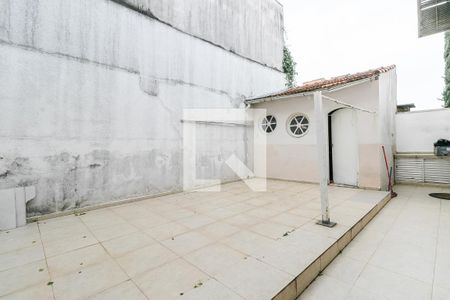 Casa à venda com 600m², 8 quartos e 6 vagasÁrea de Serviço