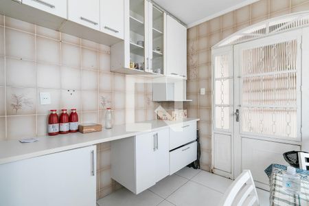 Casa à venda com 600m², 8 quartos e 6 vagasCozinha